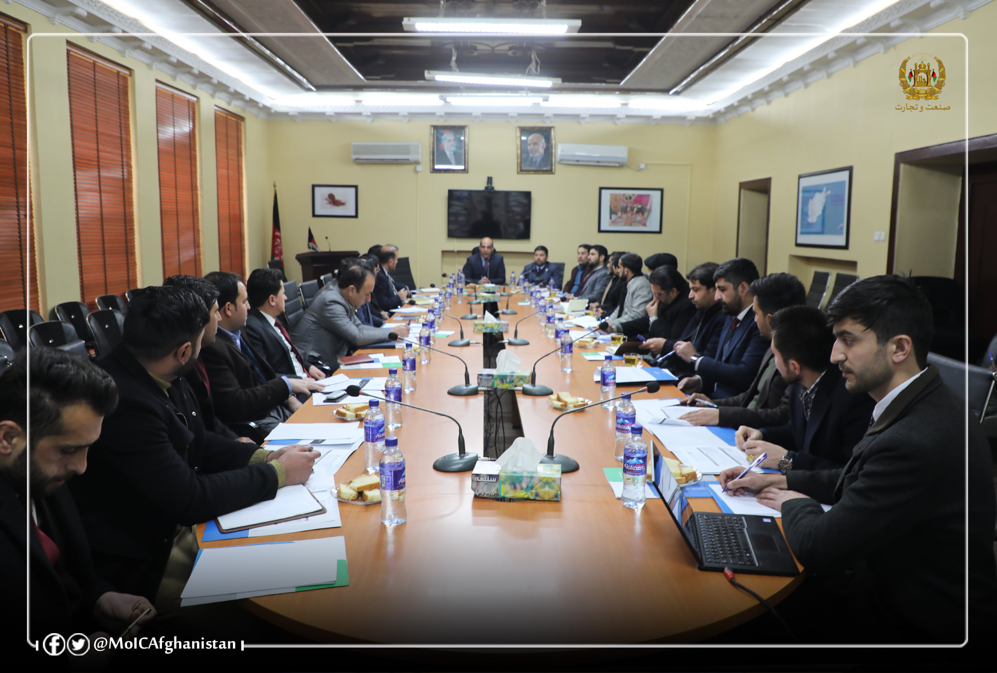 د واحد چتر لاندې د جواز ورکولو دپالیسۍ د مسودې بیا کتنه