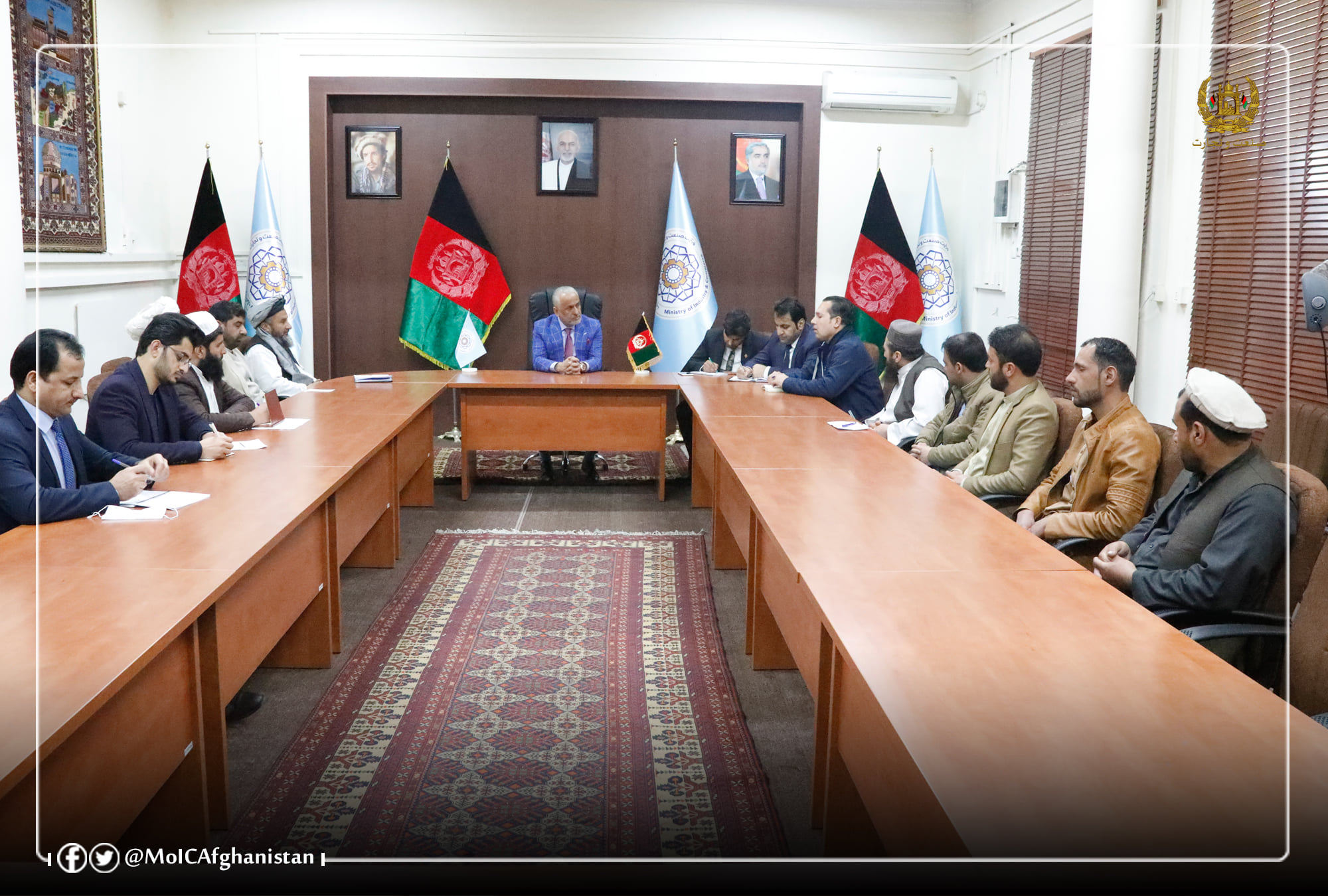 دیدار وزیر صنعت و تجارت با اعضای اتاق صنایع و معادن ولایت پکتیا