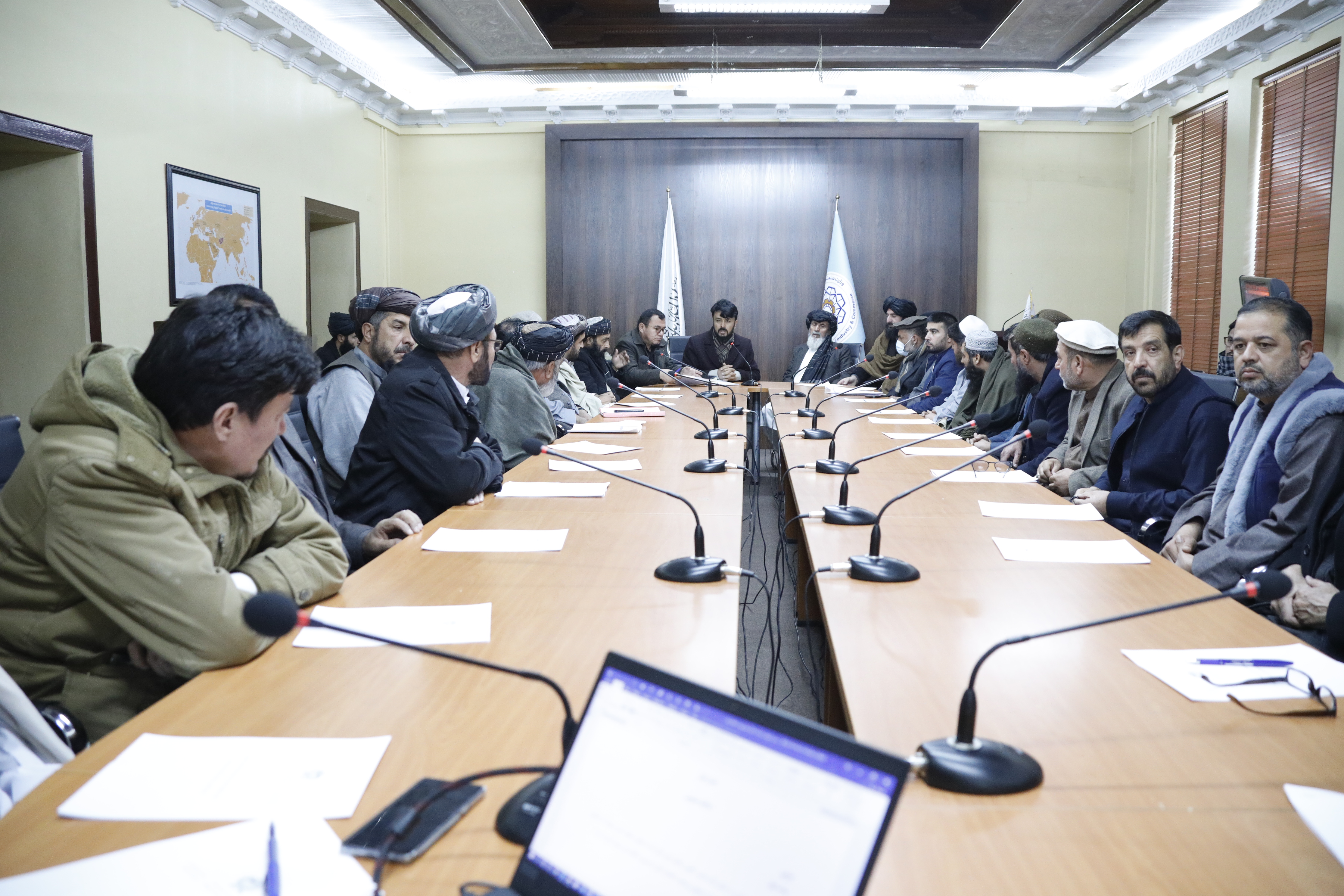 بازنگری مسودهی اساسنامهی اتاق ترانسپورت افغانستان