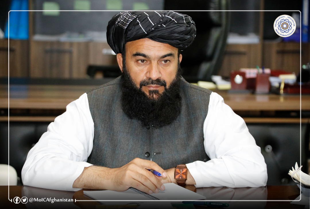 د پي وي سي تولیدونکو سره ناسته