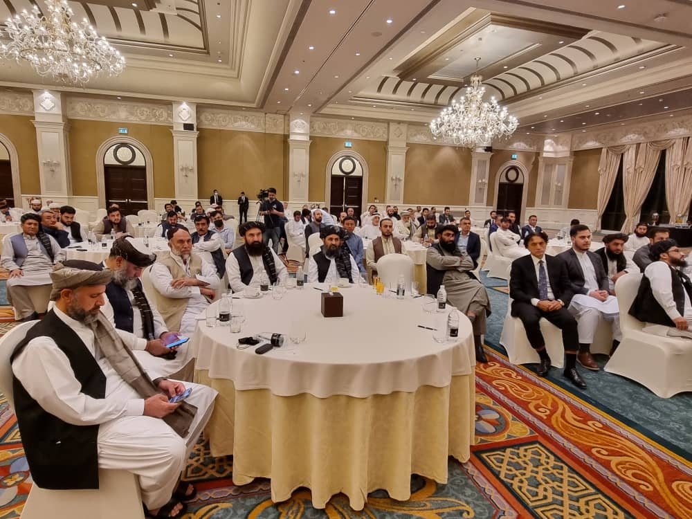 نشست با سرمایهگذاران مقیم امارات متحدهی عربی