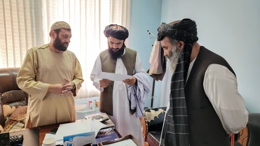 بازدید از ریاست صنعت و تجارت قندهار