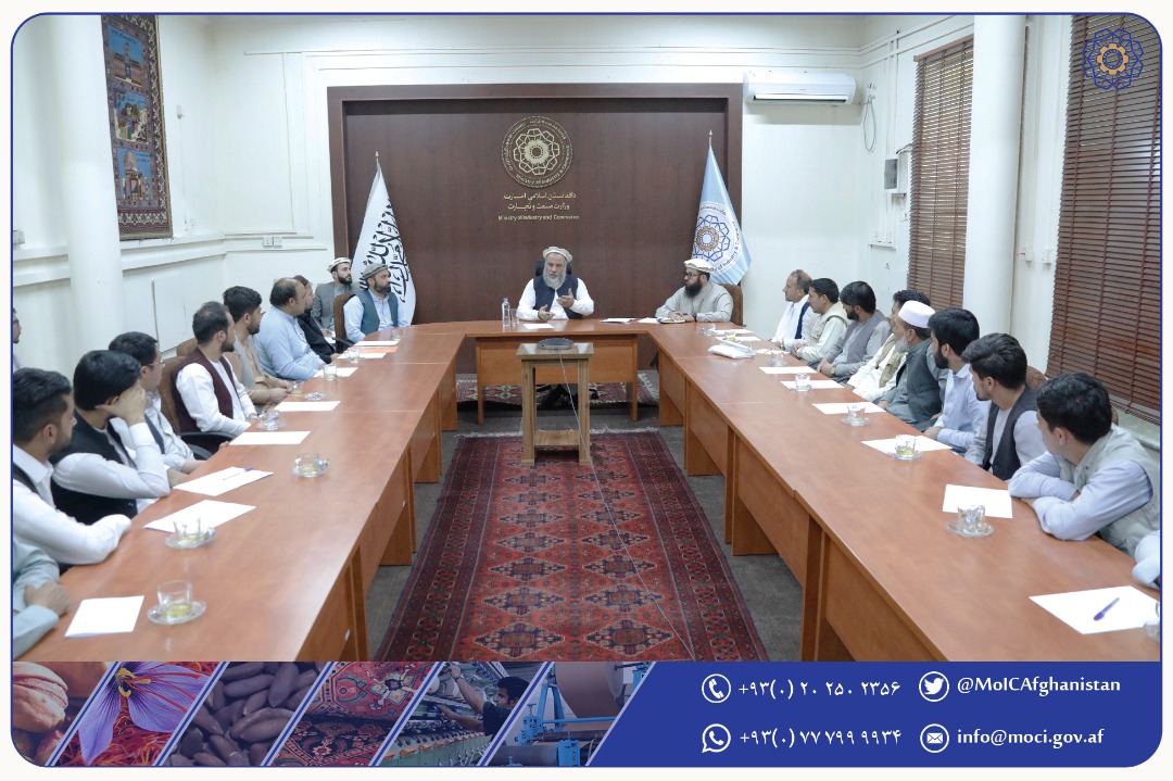 بررسی مشکلات شرکت ها در بانک های خصوصی