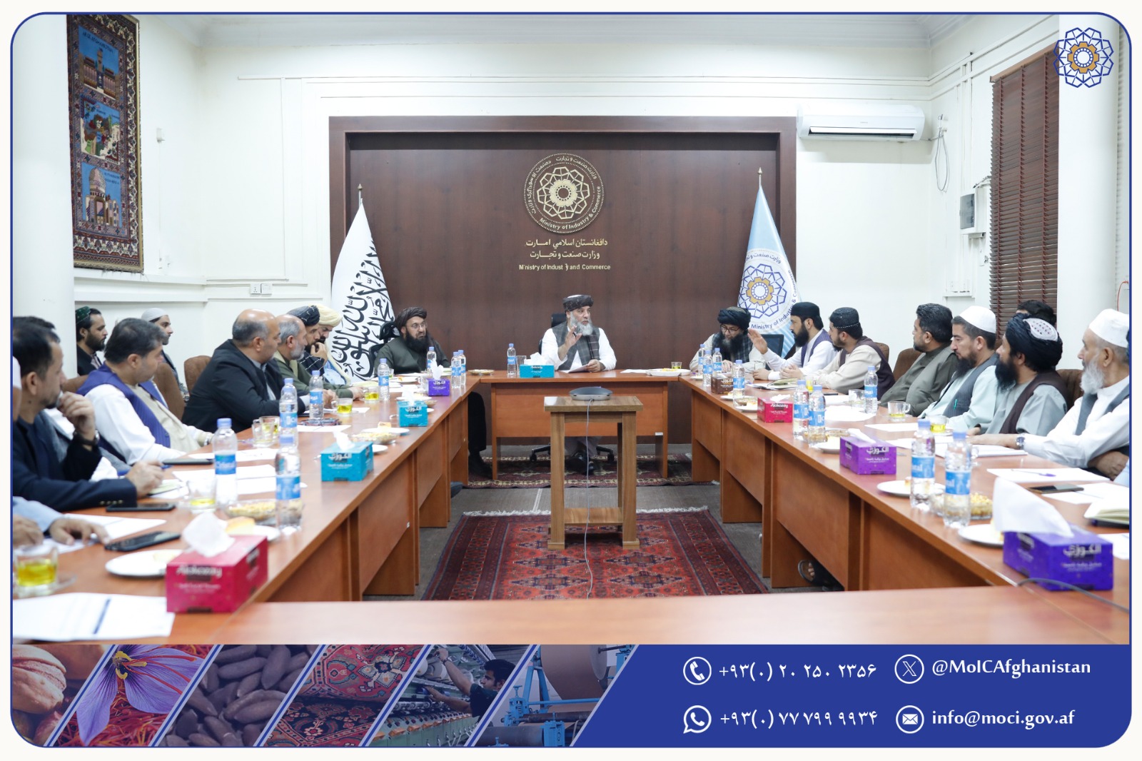 استماع مشکلات تاجران در بندرحیرتان