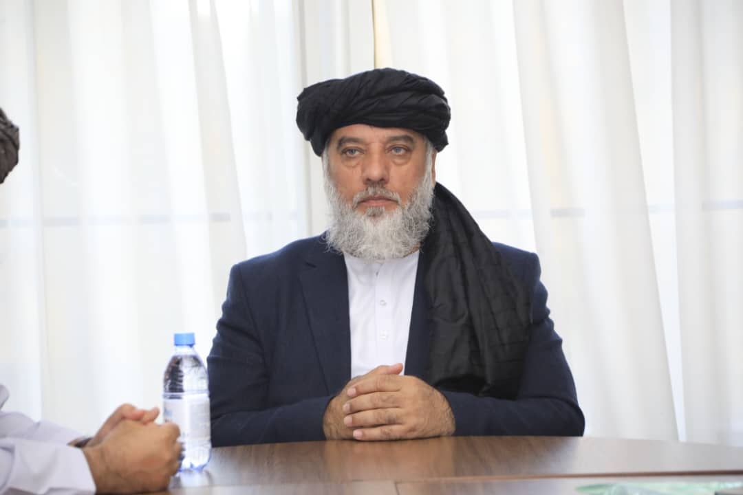 دیدار وزیر صنعت و تجارت امارت اسلامی افغانستان با تجار و سرمایهگذاران افغان در شهر شیمکنت قزاقستان